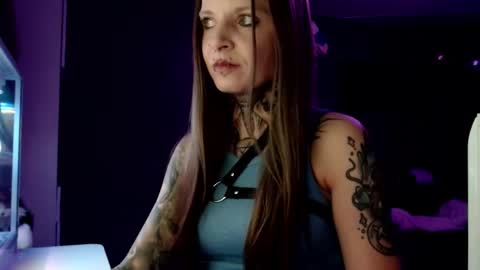 InesDesire online show from 01/21/25, 03:32