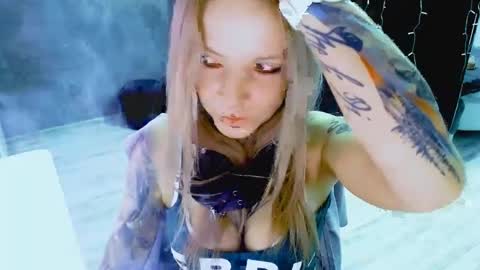 InesDesire online show from 10/01/25, 07:25