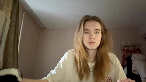 Sofia online show from 02/25/26, 01:21