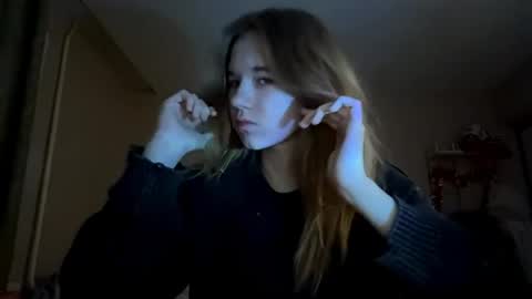 Snapshot of inespacheco chatting on 04/05/26, 06:05 Sofia online show from 04/05/26, 06:05