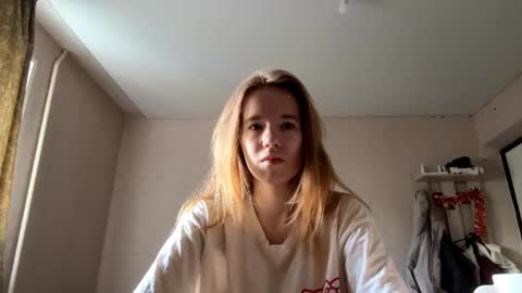 Sofia online show from 06/10/26, 01:43