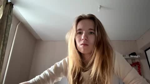 Sofia online show from 06/11/26, 03:21