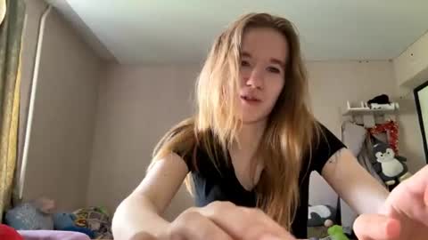 Sofia online show from 06/18/26, 11:14