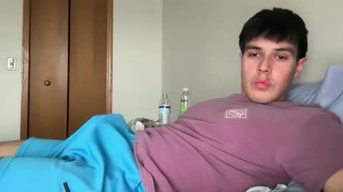 Lucas online show from 12/24/24, 08:49