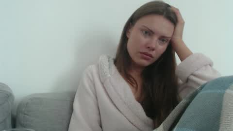 Sweet girl online show from 09/18/25, 09:44