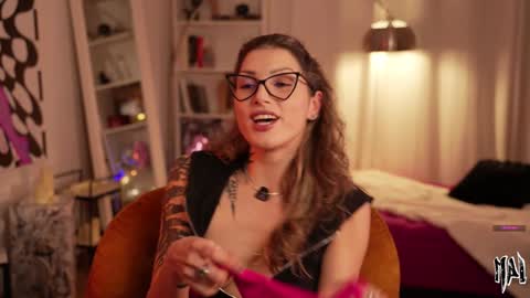 MAL ---  online show from 02/19/26, 11:45