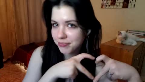 Mia online show from 03/17/26, 03:26