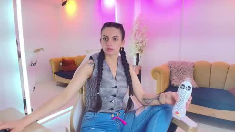 Ingrid online show from 01/15/26, 08:01