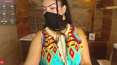 Snapshot of iniya_parul chatting on 05/13/26, 02:58 Iniya online show from 05/13/26, 02:58