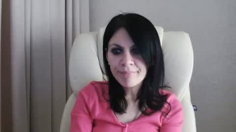 Snapshot of injaathome chatting on 02/07/25, 04:56 InjaAtHome online show from 02/07/25, 04:56