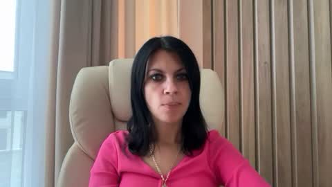 Snapshot of injaathome chatting on 10/19/25, 01:01 InjaAtHome online show from 10/19/25, 01:01