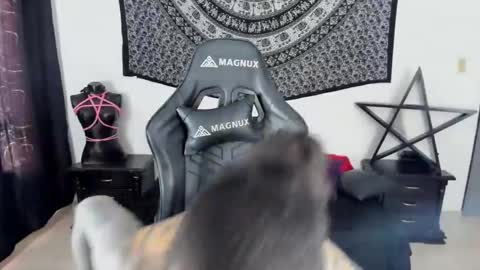 Dani  online show from 01/06/25, 05:49