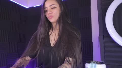 Dayana  online show from 04/19/26, 01:05