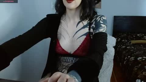 Snapshot of inked_val chatting on 05/16/26, 04:39 Valerie online show from 05/16/26, 04:39