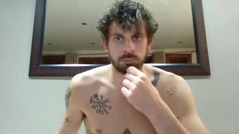 Snapshot of inkedfeet chatting on 10/20/25, 08:42 inkedfeet online show from 10/20/25, 08:42