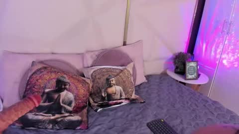 Indra online show from 03/11/26, 04:18