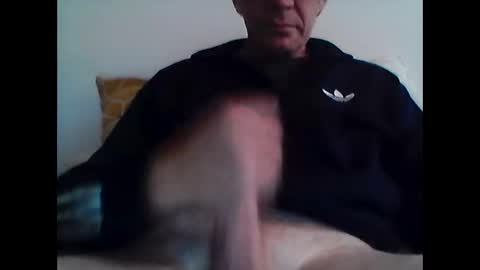 Snapshot of inness06 chatting on 10/03/25, 12:57 inness06 online show from 10/03/25, 12:57