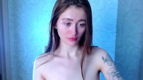 Lina online show from 02/24/25, 09:52