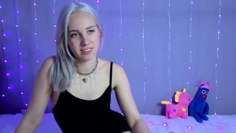 Snapshot of innocent_girll chatting on 01/07/26, 05:04 Kate online show from 01/07/26, 05:04