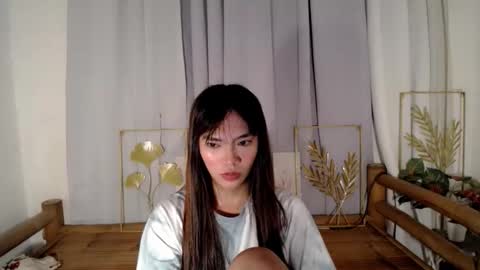 Snapshot of innocent_lover_ziaxx chatting on 05/14/26, 02:24 your zia online show from 05/14/26, 02:24