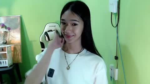 Reign online show from 10/28/25, 07:38