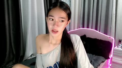 Reign online show from 04/14/26, 06:25