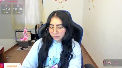 Luna        online show from 04/17/26, 08:45