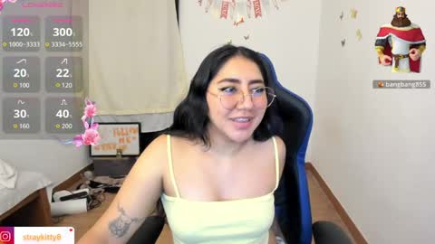 Snapshot of innocentchurchgirlll chatting on 05/15/26, 12:17 Luna online show from 05/15/26, 12:17