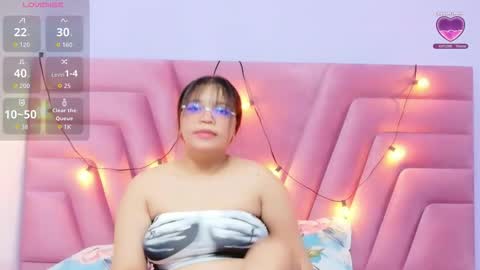 innocenthazel online show from 02/10/26, 02:37