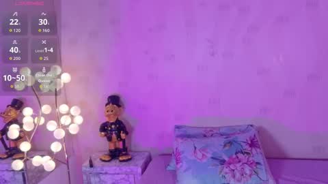 innocenthazel online show from 02/12/26, 02:50