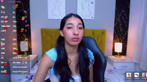 Snapshot of inocent_luna chatting on 06/19/26, 11:19 Luna moon online show from 06/19/26, 11:19