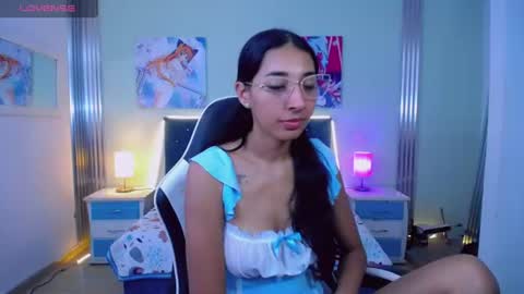 Snapshot of inocent_luna chatting on 07/25/26, 06:38 Luna moon online show from 07/25/26, 06:38