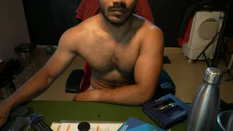 Snapshot of insanestud_miles chatting on 05/23/26, 10:19 Miles online show from 05/23/26, 10:19