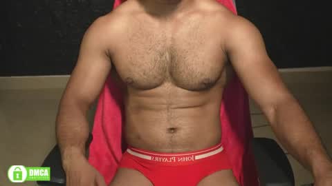 Snapshot of insanestud_miles chatting on 05/25/26, 01:39 Miles online show from 05/25/26, 01:39