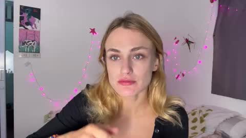 Eva online show from 01/18/26, 12:53