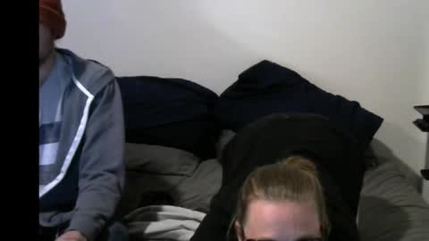 intcouple24 online show from 10/18/25, 09:54