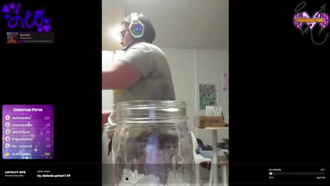 Snapshot of intentkitten chatting on 02/11/26, 03:00 Reigning Leo online show from 02/11/26, 03:00