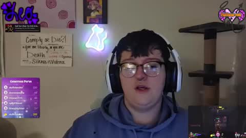 Snapshot of intentkitten chatting on 03/07/26, 05:48 Reigning Leo online show from 03/07/26, 05:48