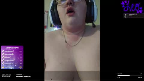 Snapshot of intentkitten chatting on 03/21/26, 08:19 Reigning Leo online show from 03/21/26, 08:19