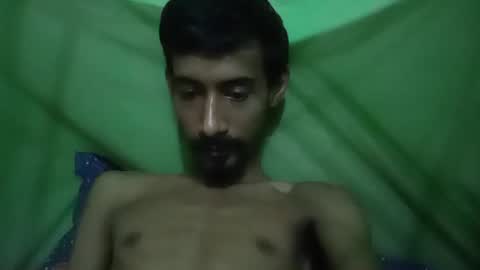 interne8famous online show from 10/28/25, 06:54