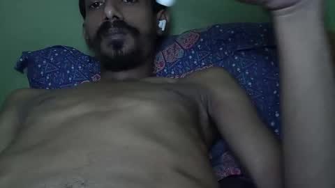 interne8famous online show from 10/29/25, 08:27