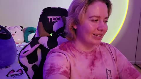 Faye online show from 01/01/25, 05:33