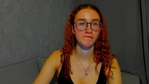 Snapshot of internetsexplorer chatting on 03/06/26, 01:24 Bernadette Join online show from 03/06/26, 01:24