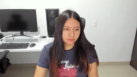 Iris 3 online show from 09/27/25, 02:49