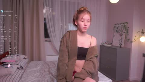Avie online show from 06/02/26, 08:44