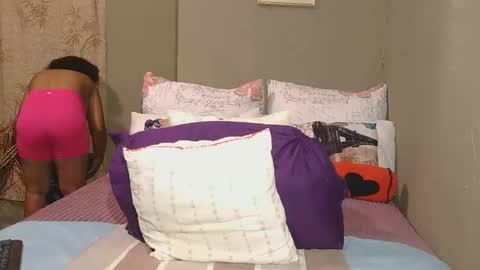 boniswa caroline online show from 02/09/26, 09:52