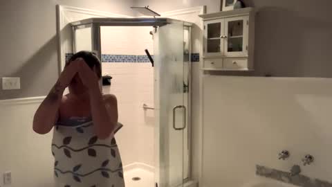 IntoTheWoodsWeGo online show from 10/07/25, 11:02