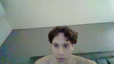 Snapshot of introducingthebrilliance chatting on 01/08/26, 05:32 WillyTripleXxx online show from 01/08/26, 05:32