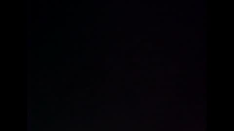 Snapshot of invested2022 chatting on 10/19/25, 07:31 Invested online show from 10/19/25, 07:31