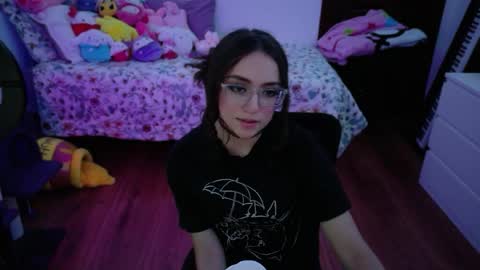 invisibledollx online show from 05/26/26, 08:10